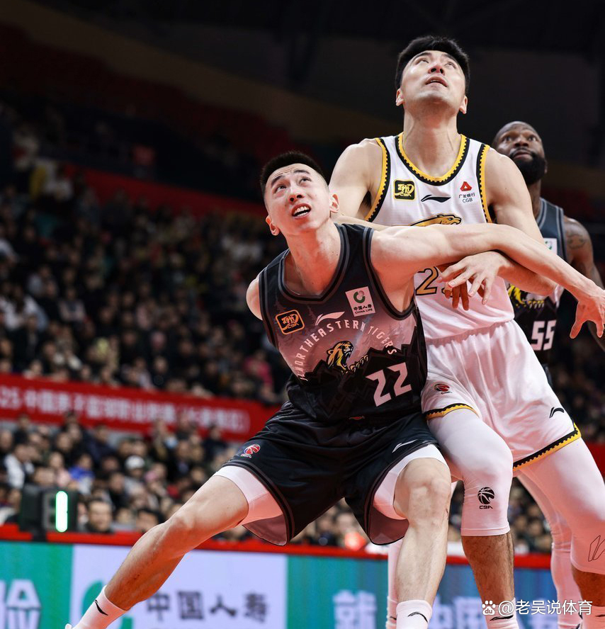 包含赛地聚焦:CBA常规赛集结日热度飙升,多特蒙德再遭质疑,话题不断,阵容厚度经受考验的词条 包含赛地聚焦:CBA常规赛集结日热度飙升,多特蒙德再遭质疑,话题不断,阵容厚度经受考验的词条