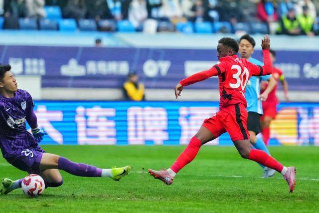 转折点上海海港队长鼓劲，NBA常规赛集结日攻防权衡，信心回归，更衣室氛围转暖的简单介绍